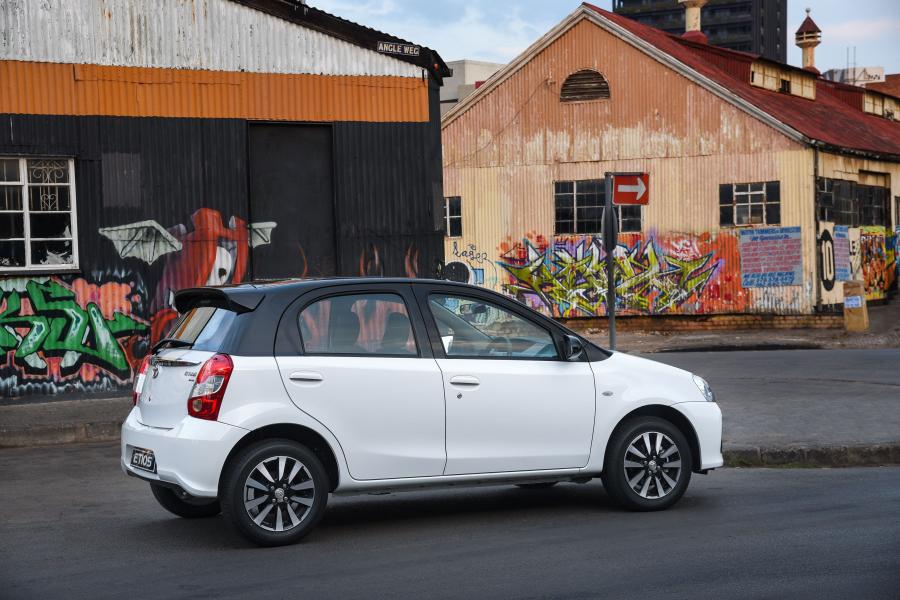  Toyota Etios Sport 2018 года  (ZA) (фото 15 из 33)